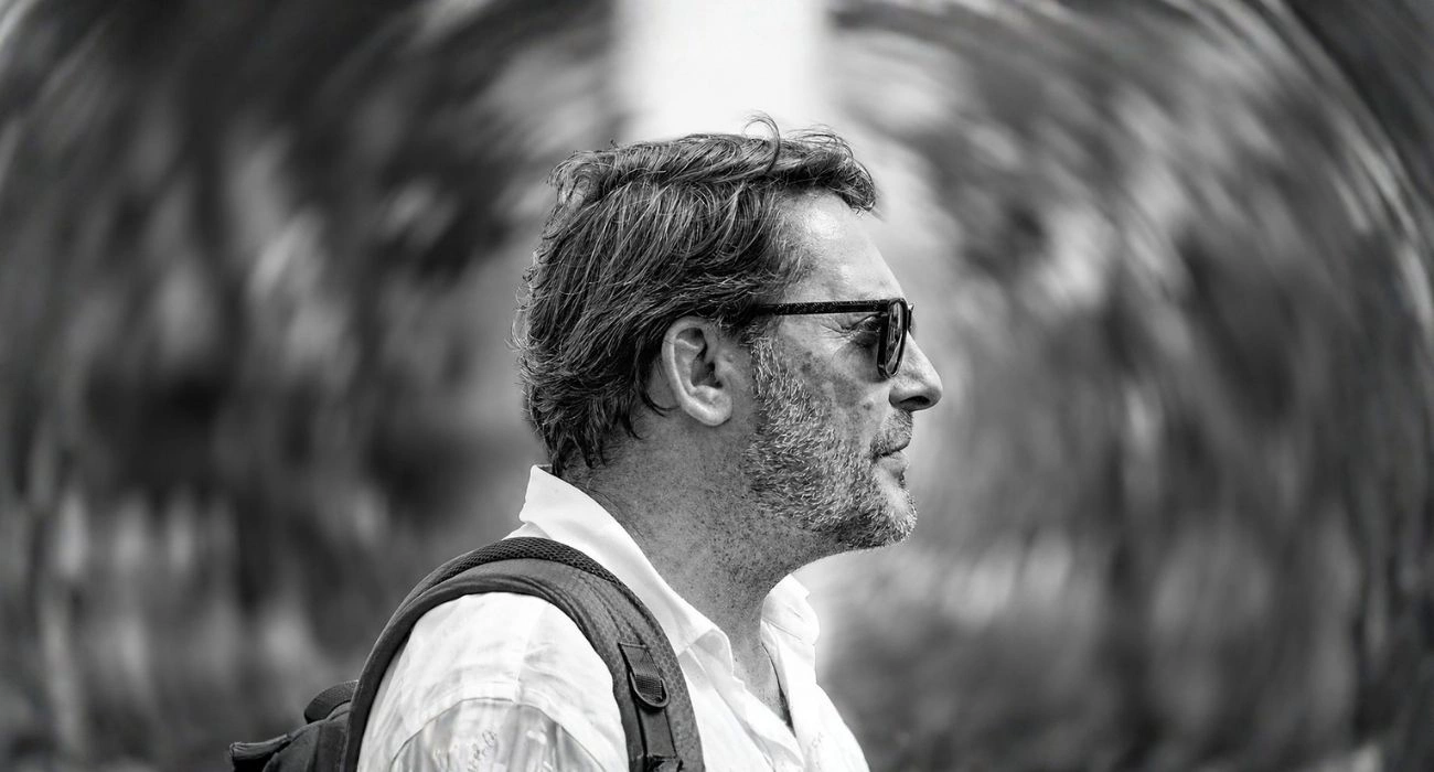 From Canvas to Community: Przemko Stachowski’s Journey Through Art and Human Connection