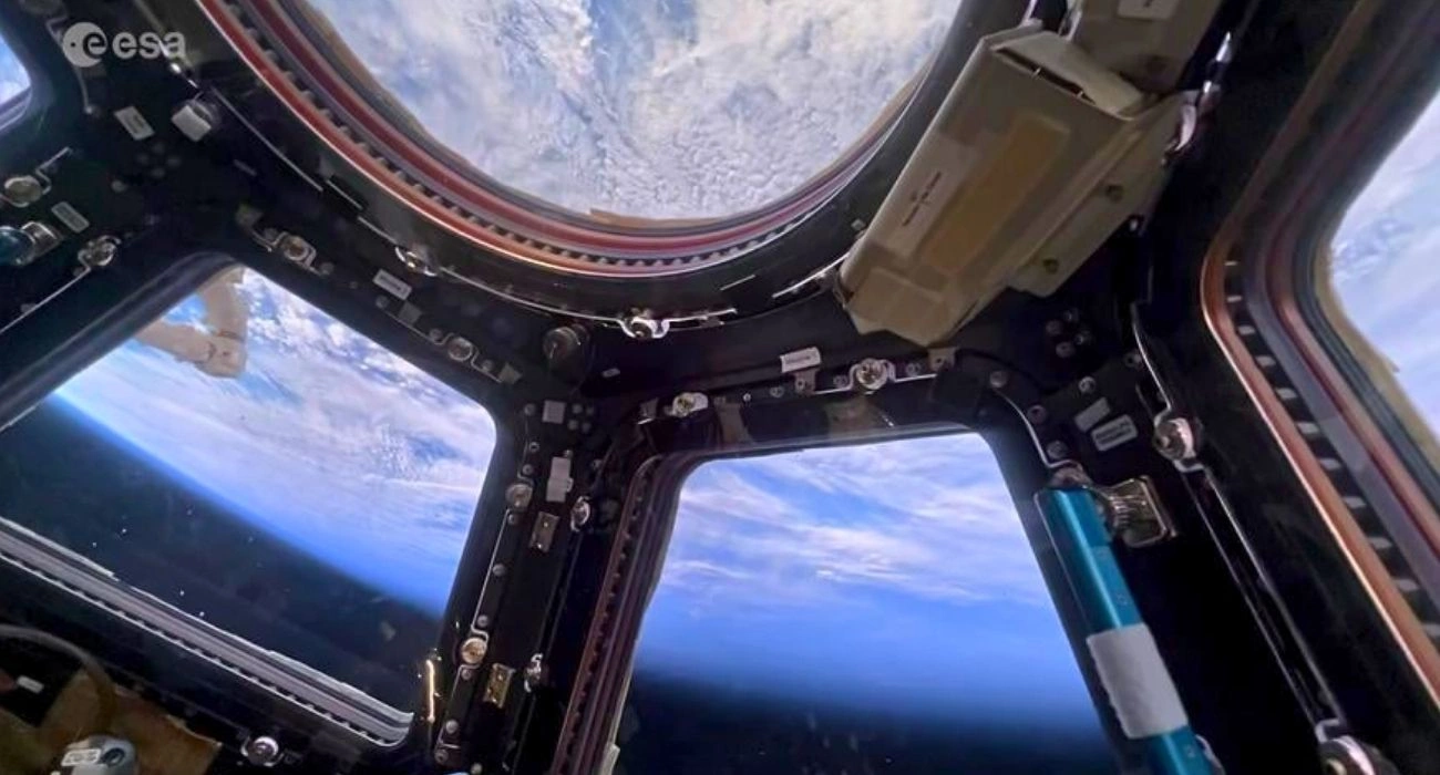 Space aircraft situation