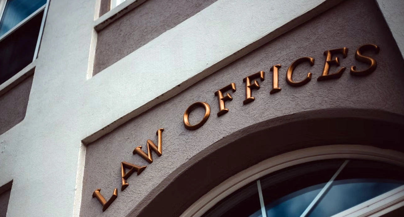 David Perla & Sanjay Kamlani: Can Ai Rewrite the Business Model of Law?